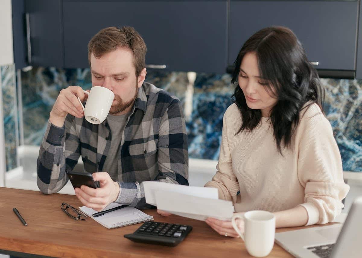 Prime d’activité pour les couples : découvrez le plafond à ne pas dépasser !